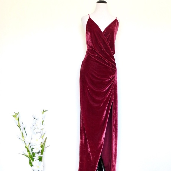 NEW! Velvet Velour Maxi Gown Dress Tie Back Burgundy Red SZ M - Picture 5 of 10